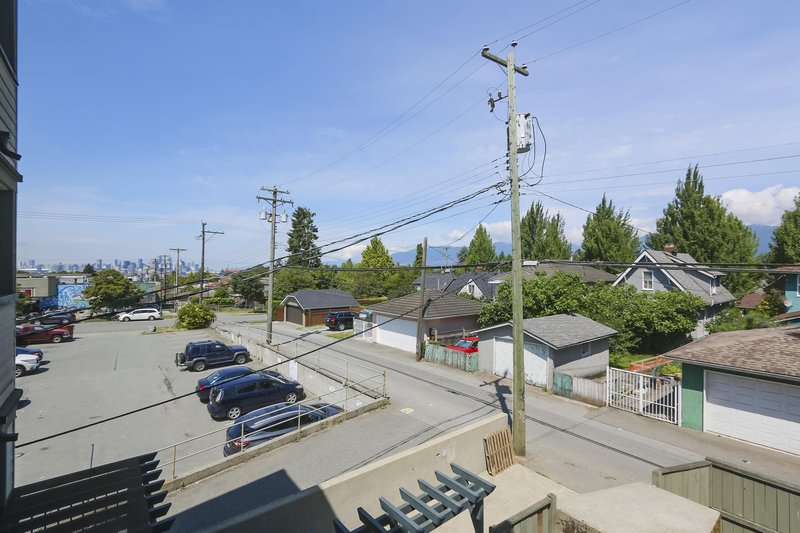 Fraserview Village - 22538 116th Ave