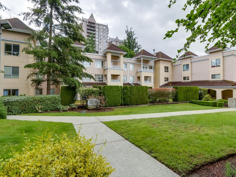 Brookside Manor 515 Whiting Way, Coquitlam