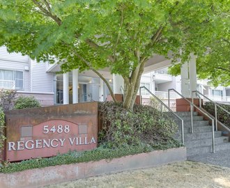 Regency Villa - 5488 Arcadia Road
