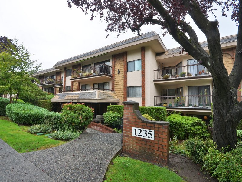 The Shaughnessy - 1235 15th Ave